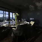 斯堪迪克霍伟特酒店 4*